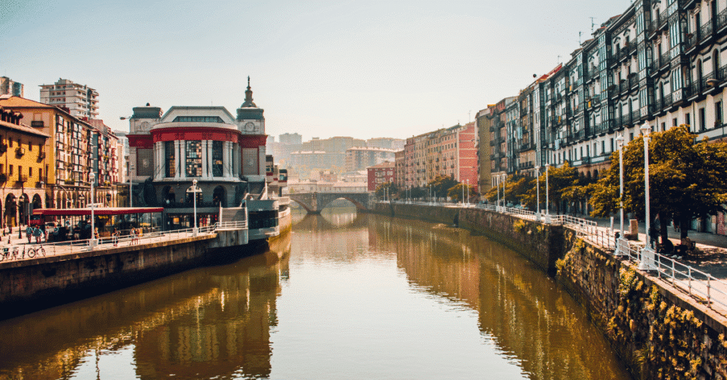 spain living cost