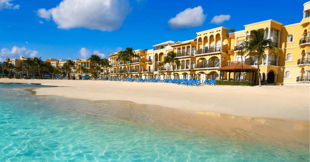 retire in playa del carmen from usa