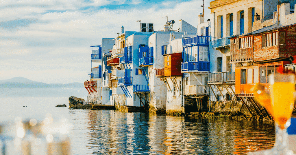 immigrating to greece