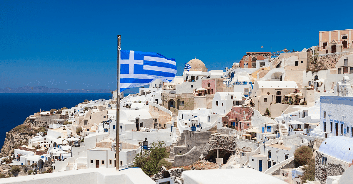 pros and cons of living in greece