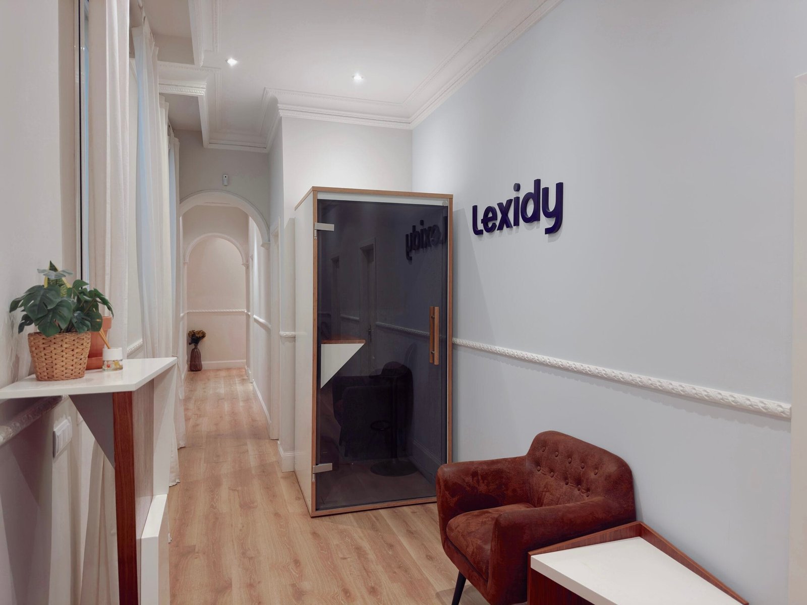 Edited in Tezza with: Vintage, Sombras, Brillo, Luces, Temperatura, Saturación, Nitidez, HSL, & Contraste