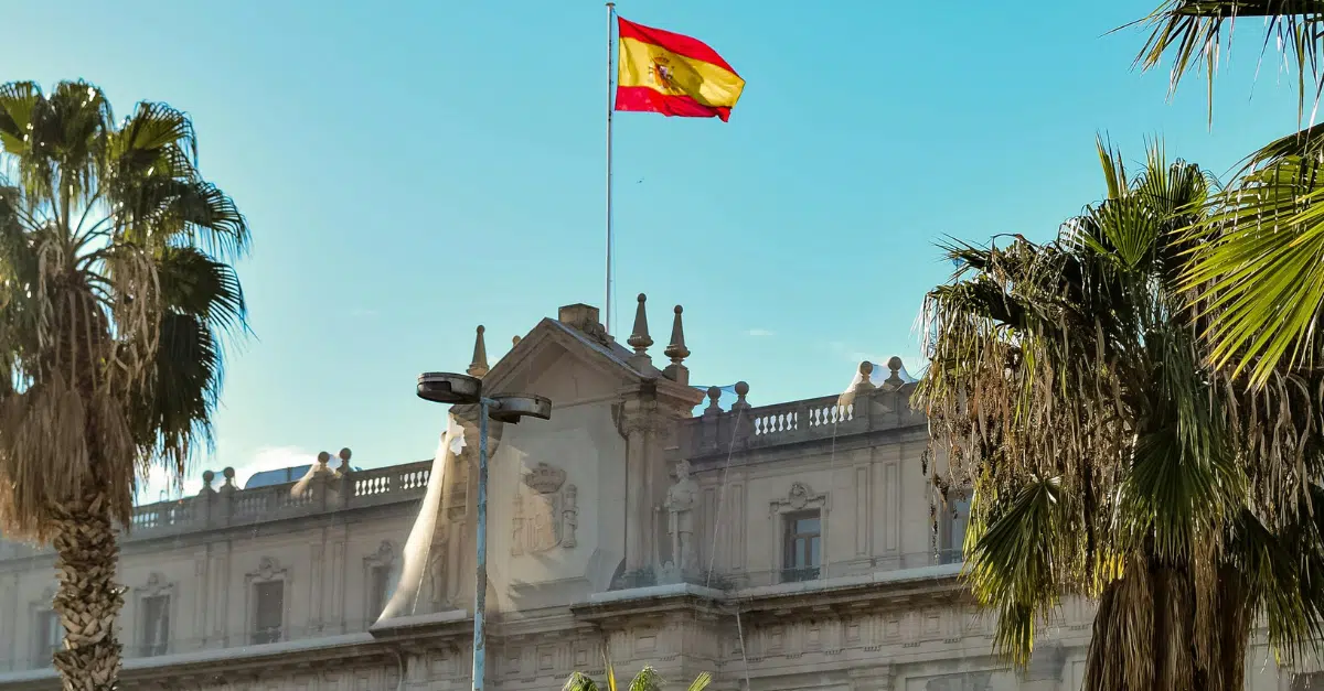tie for uk residents in spain